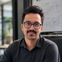 احمد برنامنش